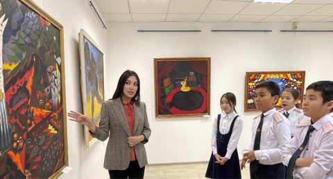 Прошла выставка произведений музейного фонда «Ж.Аралбаевтың тұлғалық әлемі»